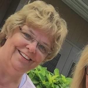 Meet your Posher, Nancy